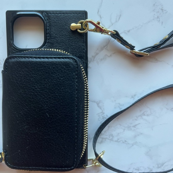 Boxy Crossbody Wallet Case in Black Iphone 13 - Picture 7 of 7
